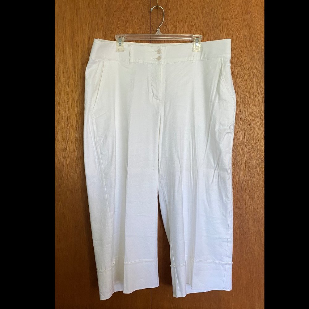 EUC Lane Bryant Cropped Wide Leg Pants